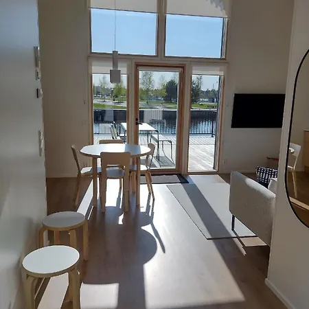 بيت للعطل Meriaitat